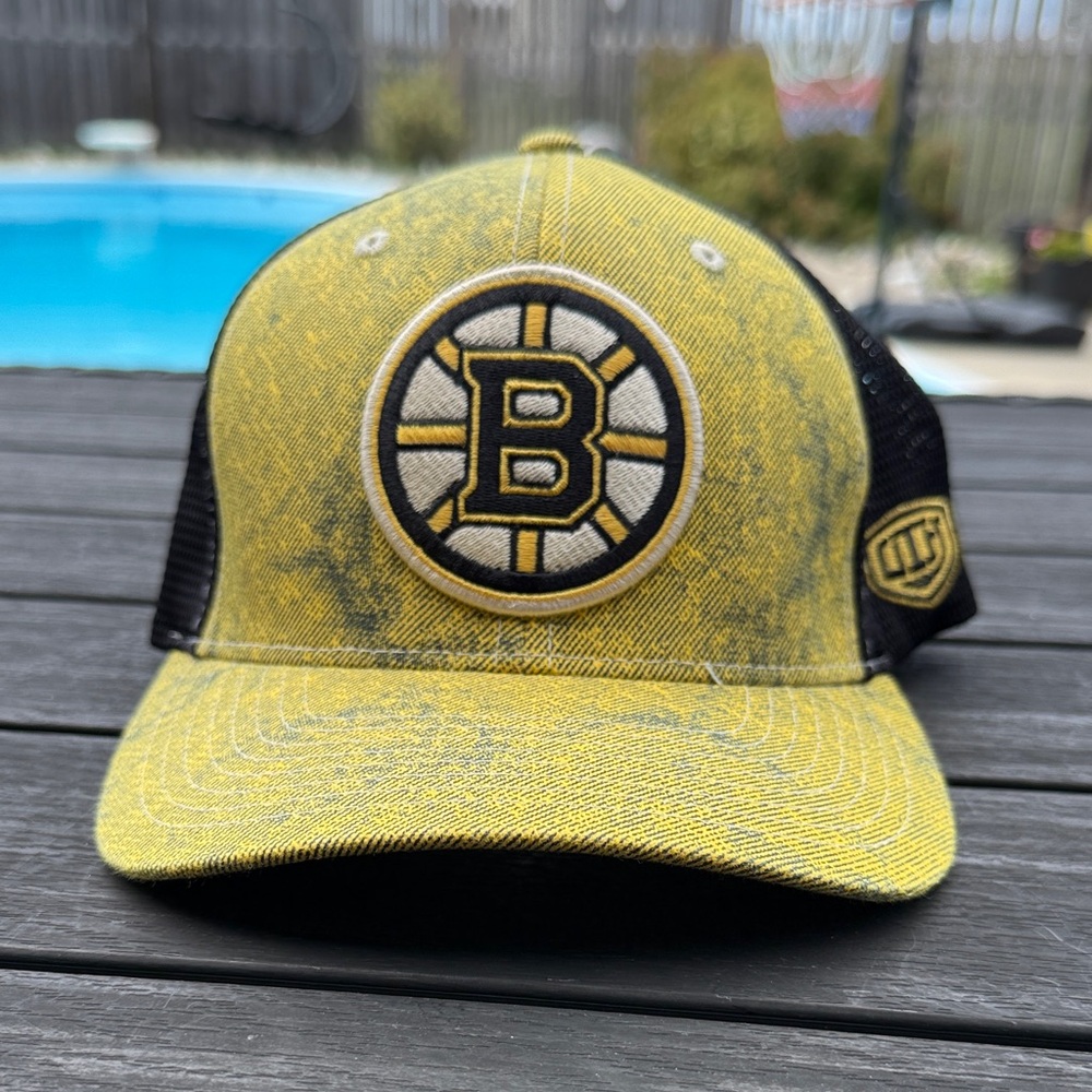 Yellow and Black Boston Bruins Cap
